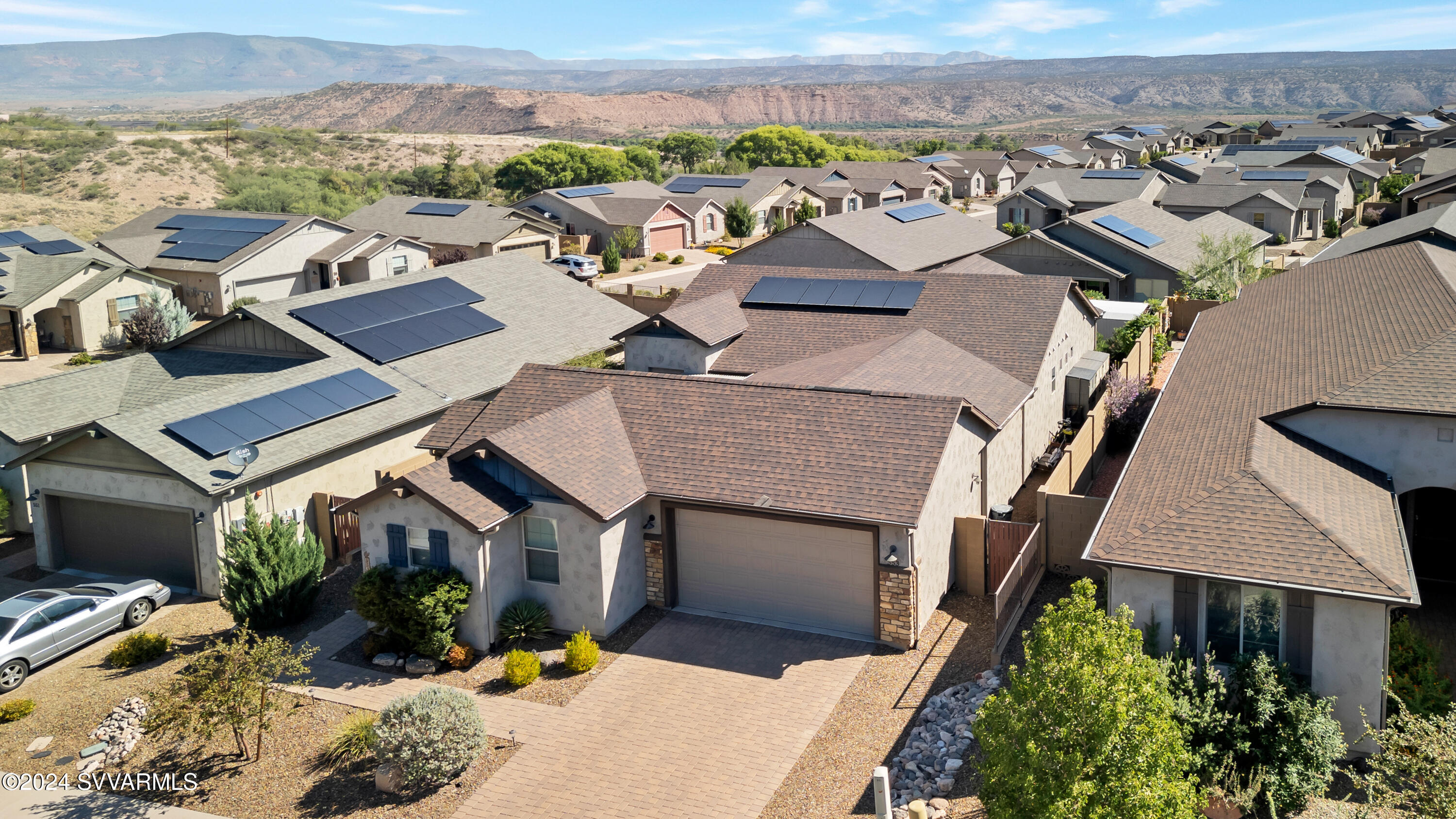 553 Ruffner Lane Clarkdale, AZ 86324 - Photo 31 of 34 Drone mtns east
