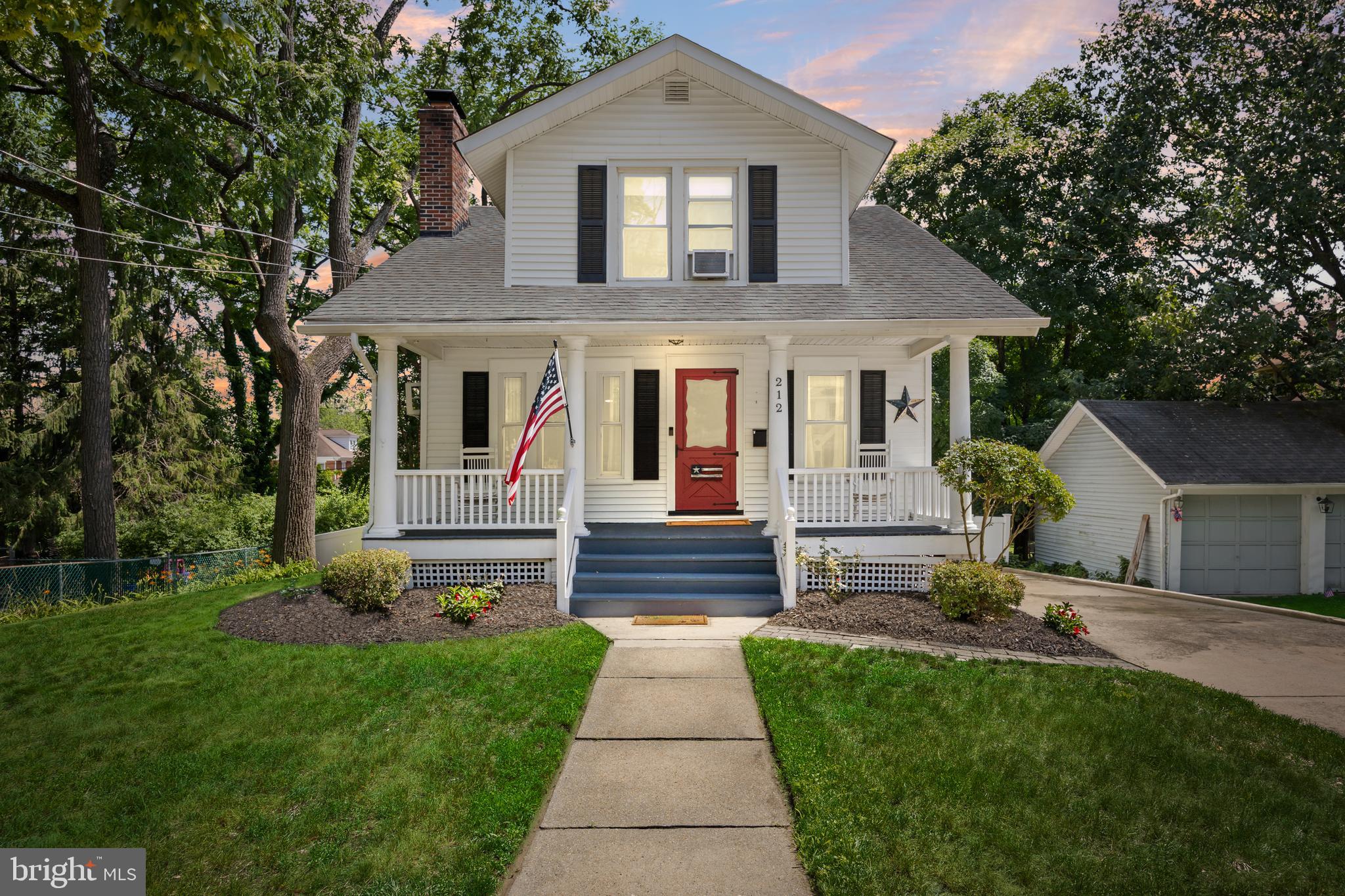 212 Ridgway Street Mount Holly, NJ 08060 - Photo 1 of 27