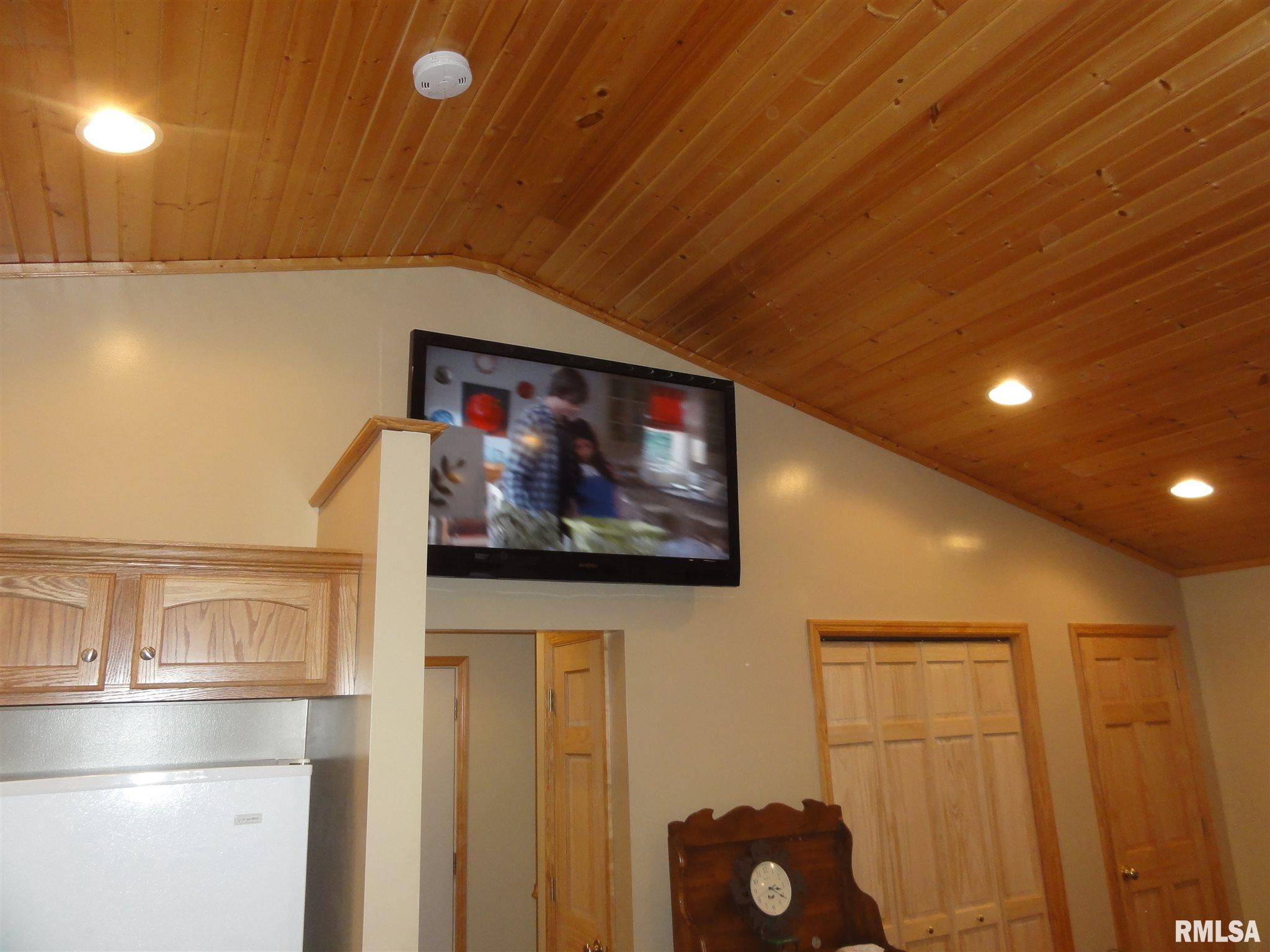 720 West Streitmatter Road Edelstein, IL 61526 - Photo 8 of 32 Gallery Image 8
