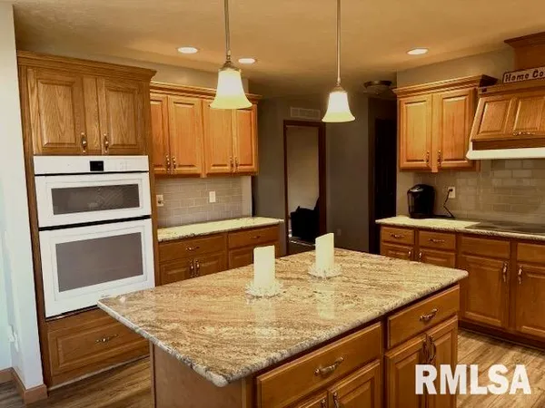 $189,900 | 2800 VÃa Rosso, Unit 605, Springfield, IL 62703