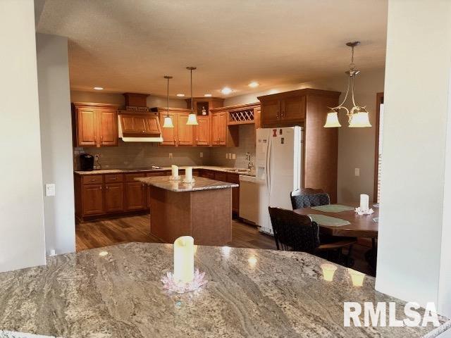 2800 Vía Rosso, Unit 605 Springfield, IL 62703 - Photo 15 of 42