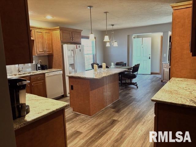 2800 Vía Rosso, Unit 605 Springfield, IL 62703 - Photo 16 of 42