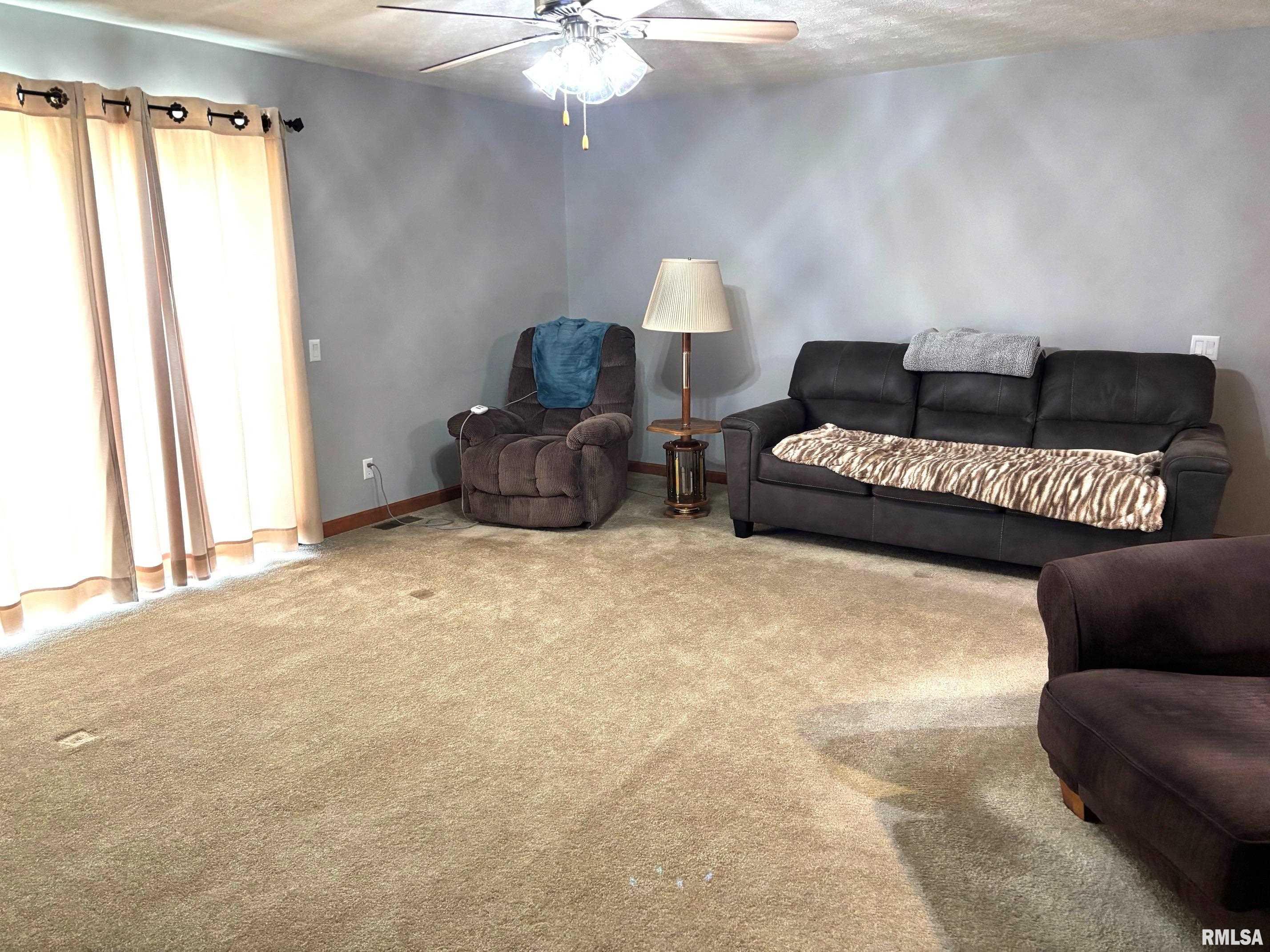 2800 Vía Rosso, Unit 605 Springfield, IL 62703 - Photo 6 of 42