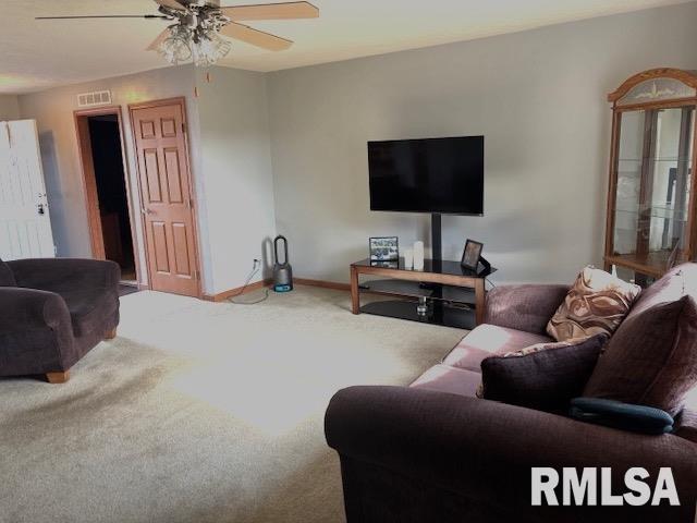 2800 Vía Rosso, Unit 605 Springfield, IL 62703 - Photo 9 of 42