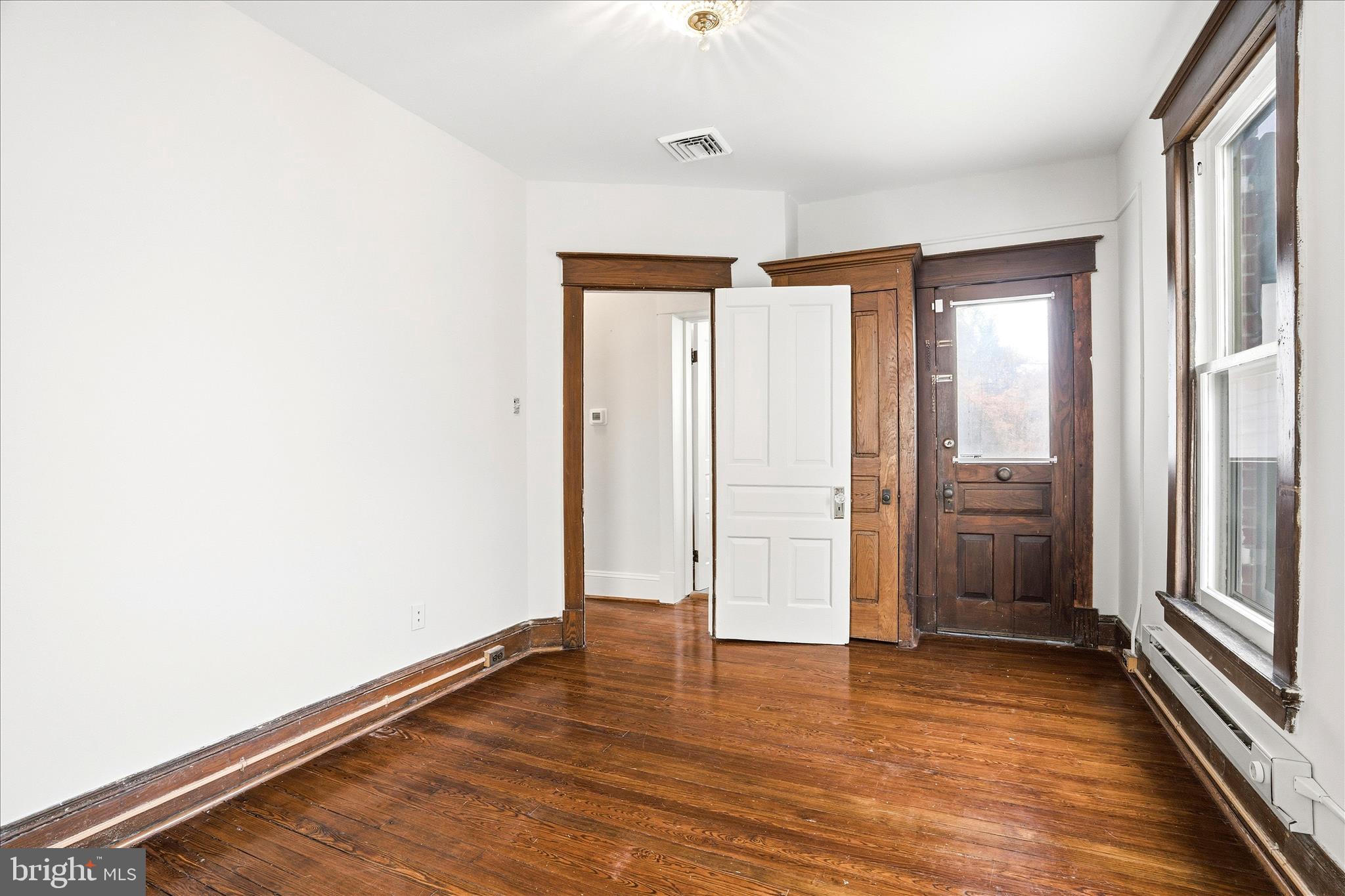 901 North Market Street Frederick, MD 21701 - Photo 32 of 42 Bedroom #3 with Balcony Access