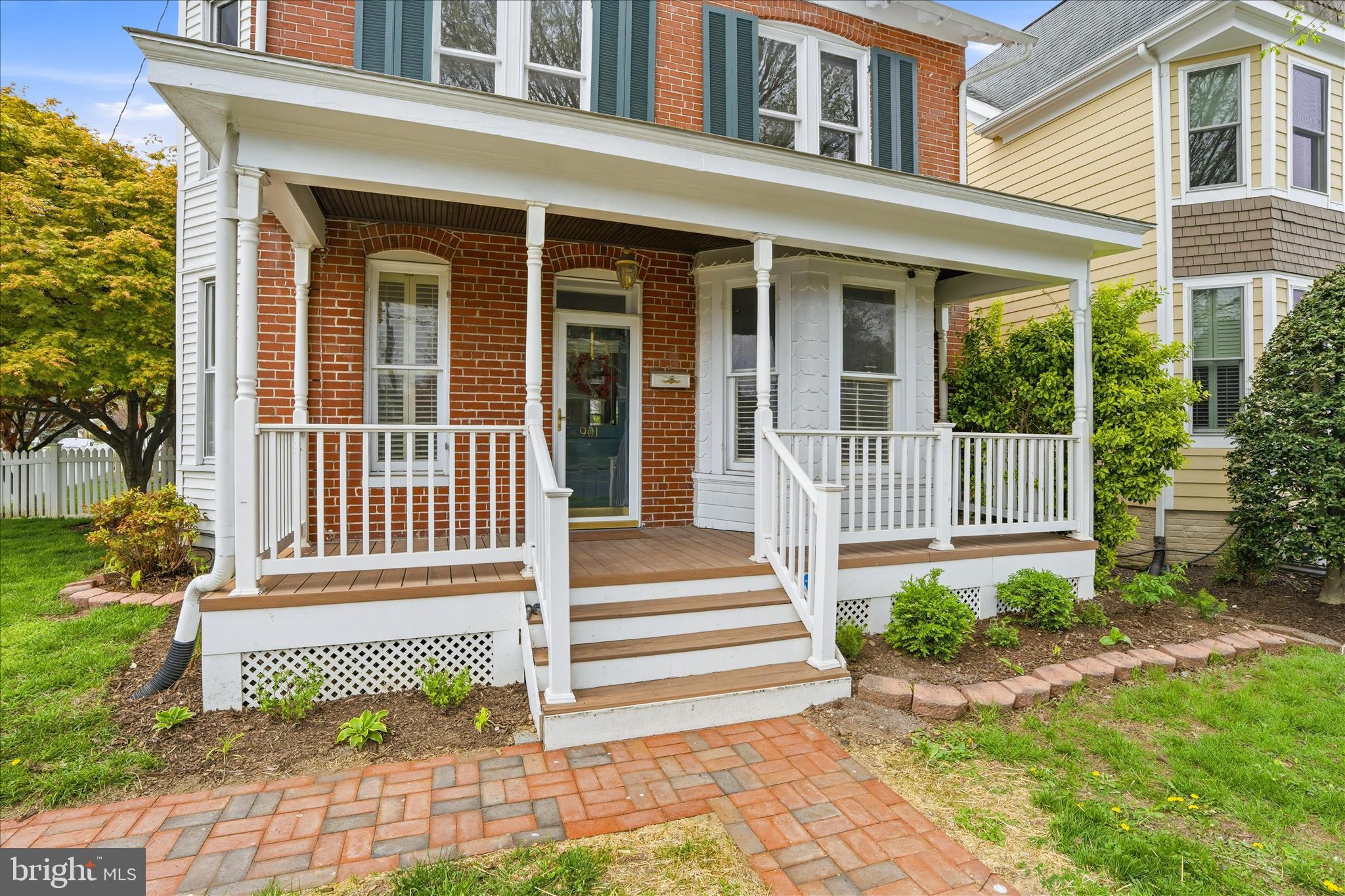 901 North Market Street Frederick, MD 21701 - Photo 6 of 42 All the Curb Appeal