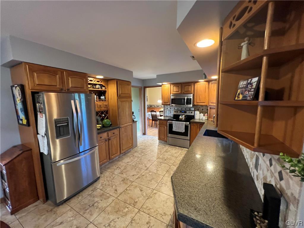 2460 Spring Street Coplay, PA 18037 - Photo 20 of 39 Gallery Image 20