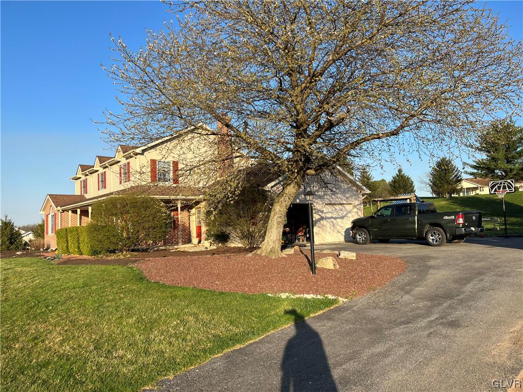 2460 Spring Street Coplay, PA 18037 - Photo 4 of 39 Gallery Image 4