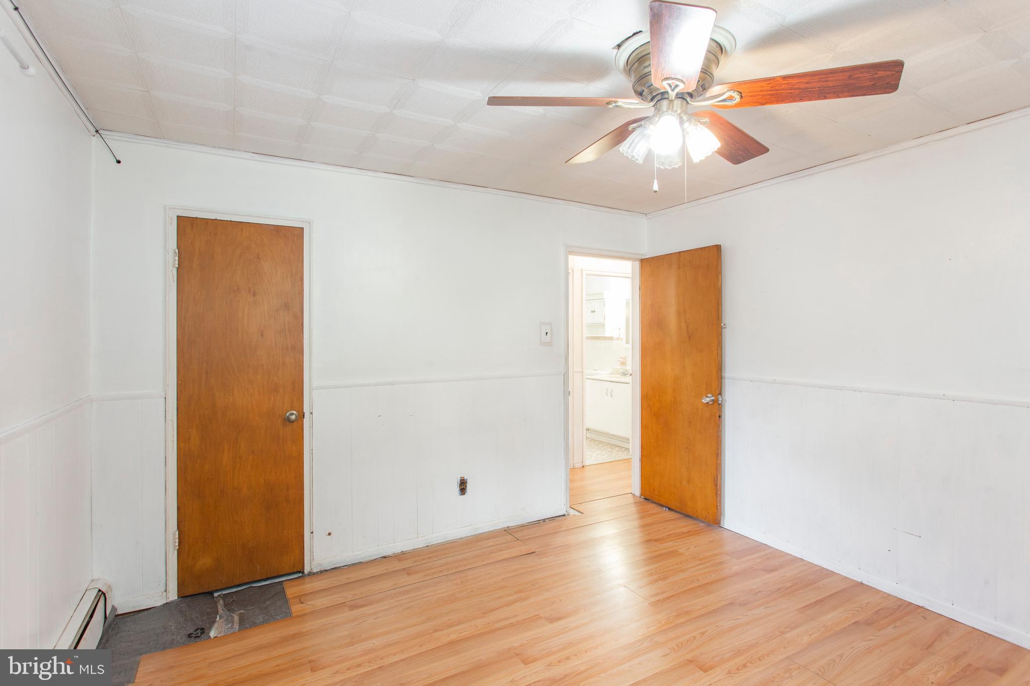 860 Quince Lane Secane, PA 19018 - Photo 13 of 32