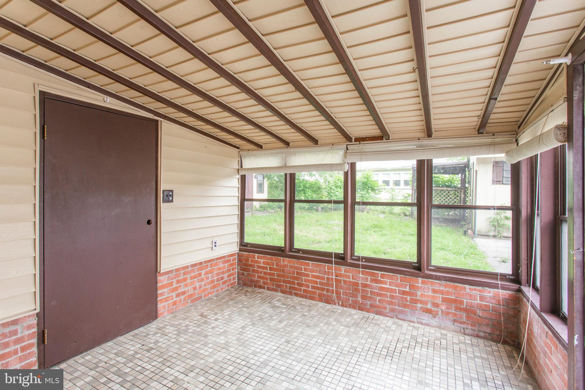 860 Quince Lane Secane, PA 19018 - Photo 25 of 32