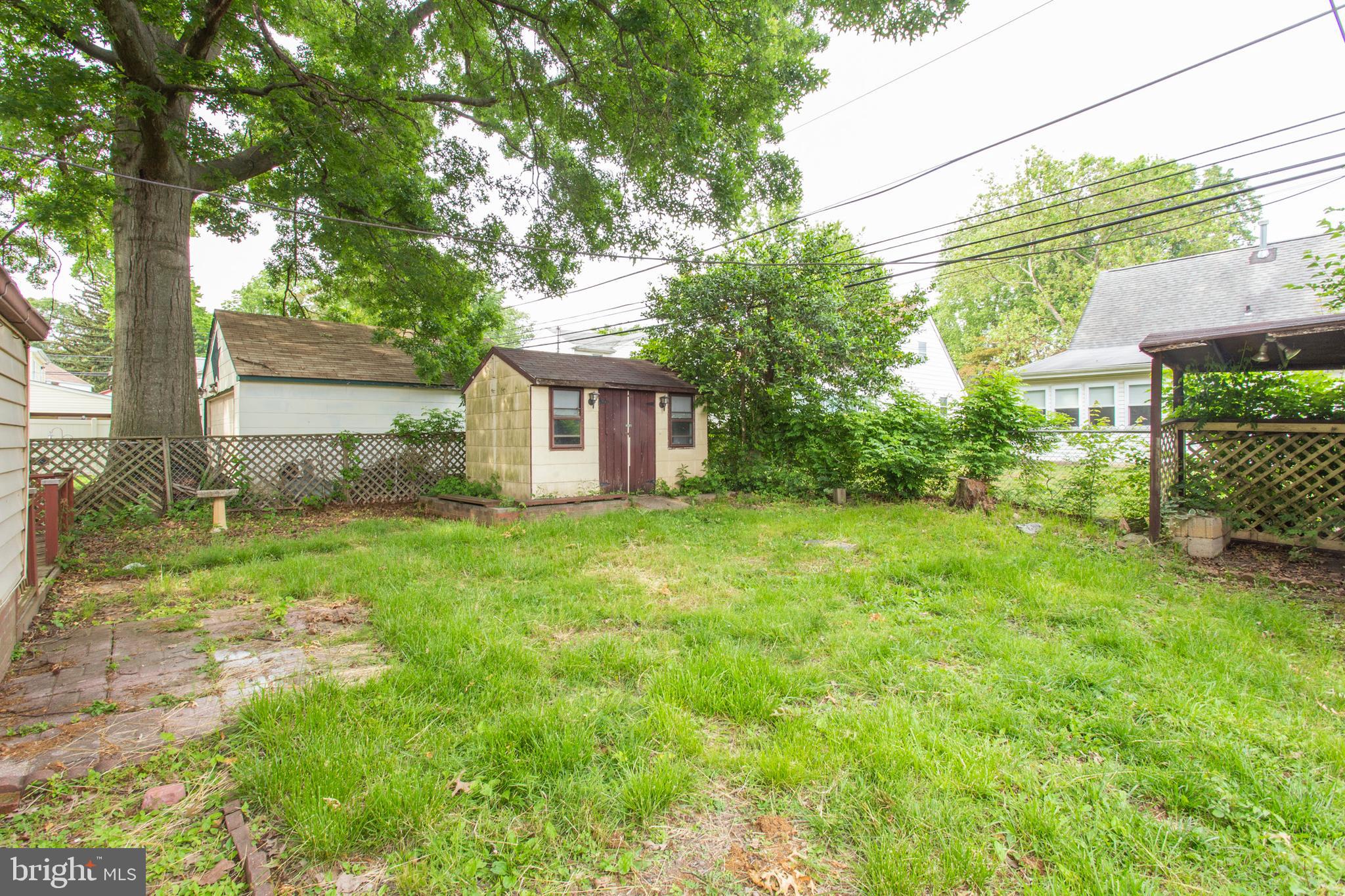 860 Quince Lane Secane, PA 19018 - Photo 30 of 32