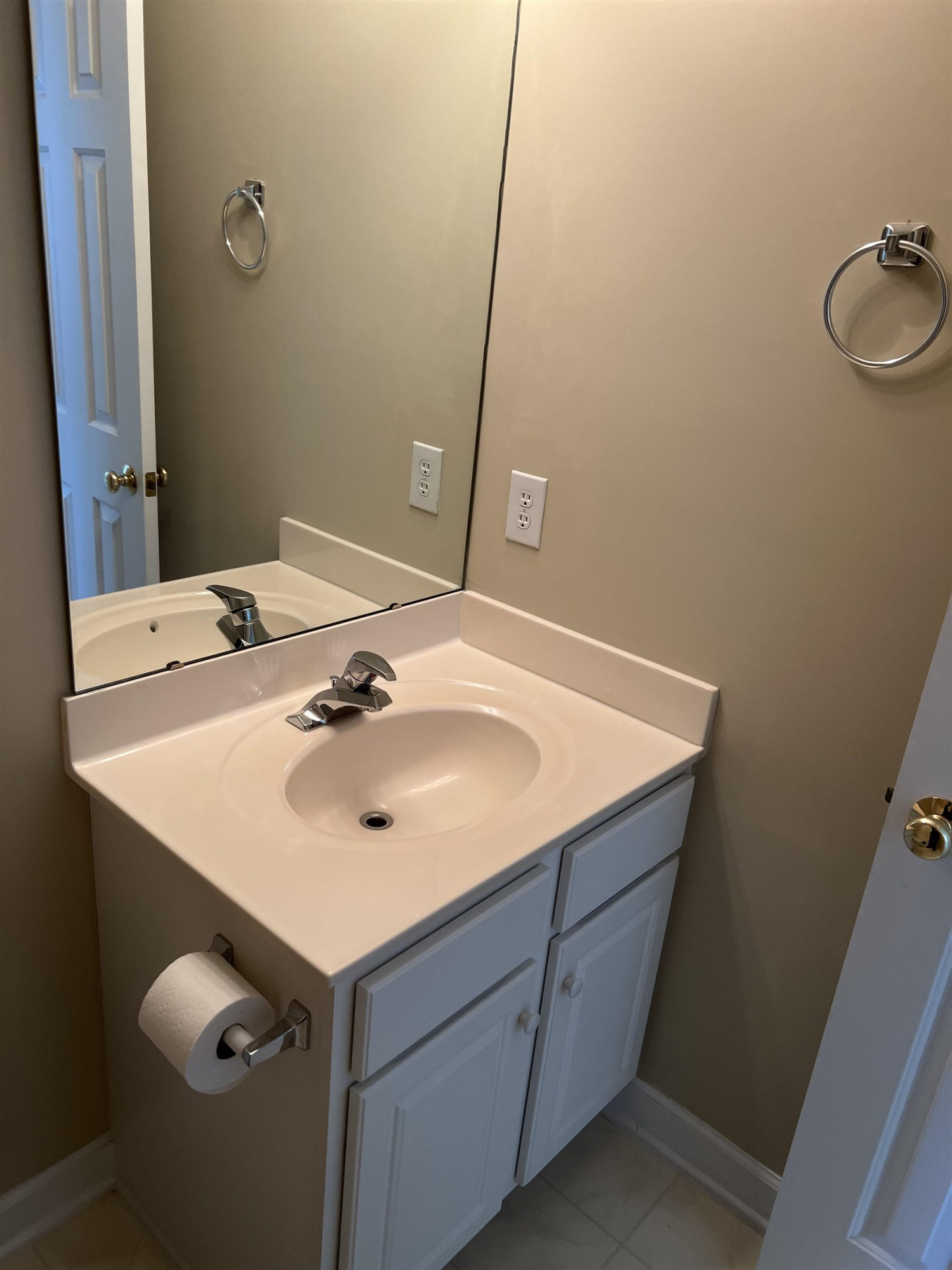 9041 Grassington Way Raleigh, NC 27615 - Photo 13 of 19 Photo 13