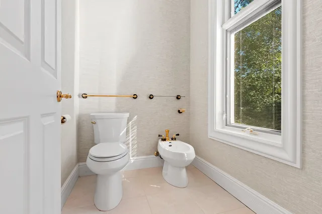 $2,650,000 | 3555 Nicolet Drive, Green Bay, WI 54311