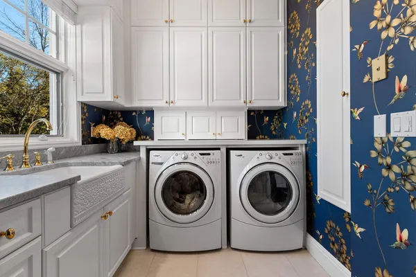 $2,650,000 | 3555 Nicolet Drive, Green Bay, WI 54311