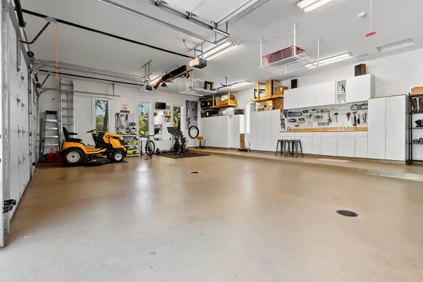 $2,650,000 | 3555 Nicolet Drive, Green Bay, WI 54311