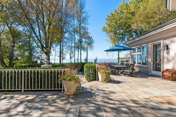 $2,650,000 | 3555 Nicolet Drive, Green Bay, WI 54311