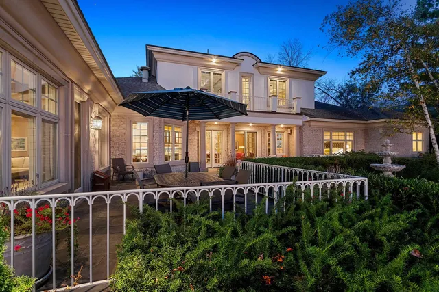 $2,650,000 | 3555 Nicolet Drive, Green Bay, WI 54311