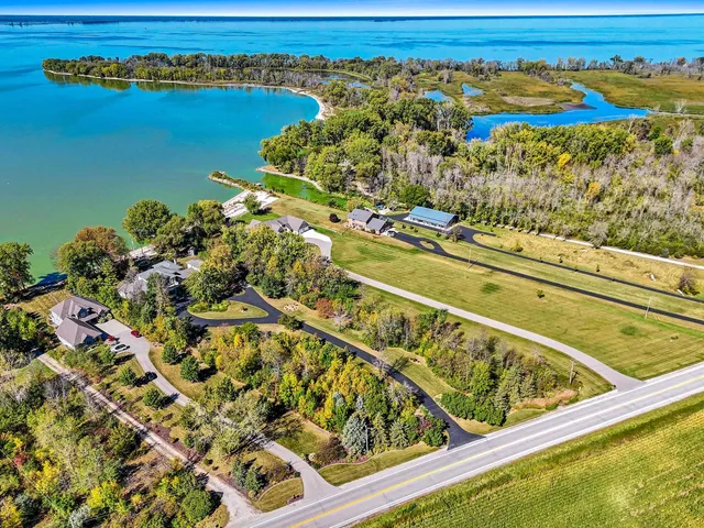 $2,650,000 | 3555 Nicolet Drive, Green Bay, WI 54311
