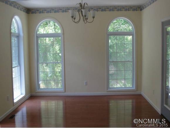 7232 Little Pine Road Marshall, NC 28753 - Photo 4 of 9 Gallery Image 4