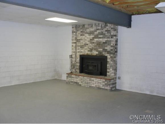 7232 Little Pine Road Marshall, NC 28753 - Photo 8 of 9 Gallery Image 8
