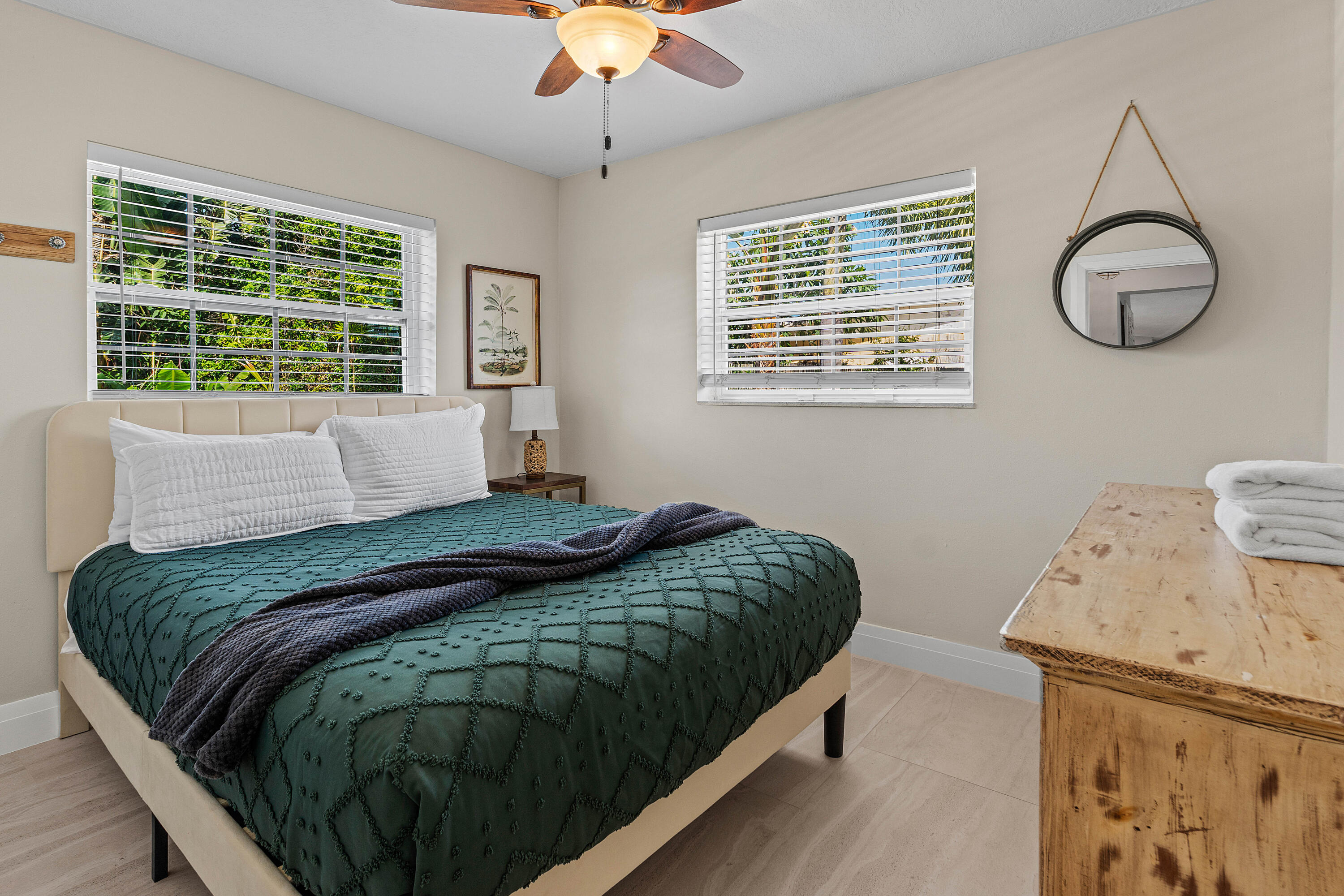 968 Laurel Road North Palm Beach, FL 33408 - Photo 20 of 53 Bedroom 3