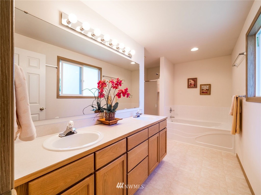 3221 189th Street Southeast Bothell, WA 98012 - Photo 14 of 18 Gallery Image 14