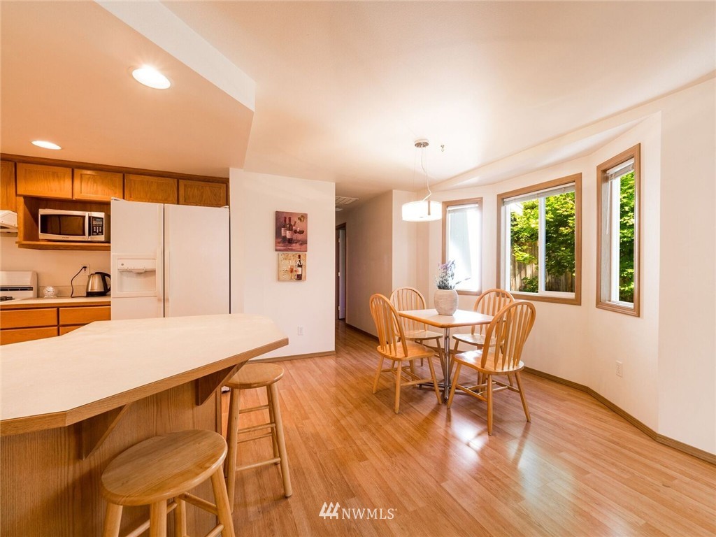 3221 189th Street Southeast Bothell, WA 98012 - Photo 6 of 18 Gallery Image 6