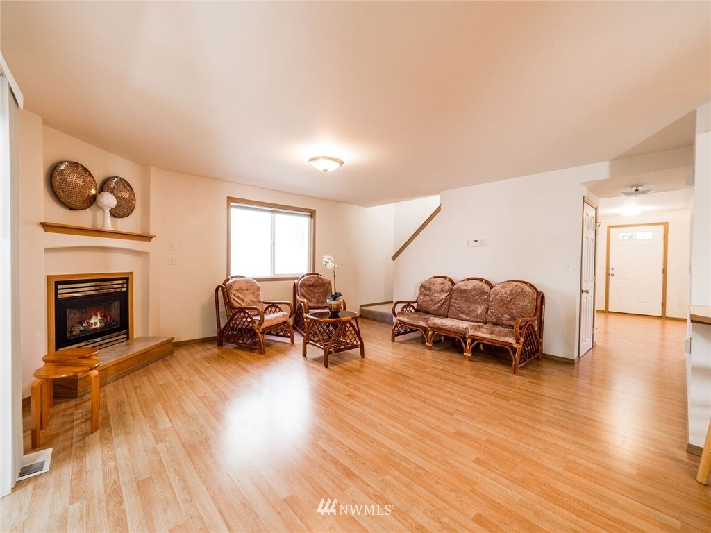 3221 189th Street Southeast Bothell, WA 98012 - Photo 8 of 18 Gallery Image 8