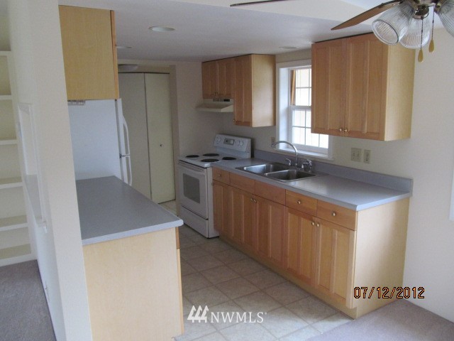 963 South Falcon Road Camano Island, WA 98282 - Photo 6 of 15 Gallery Image 6