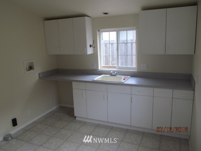 963 South Falcon Road Camano Island, WA 98282 - Photo 8 of 15 Gallery Image 8