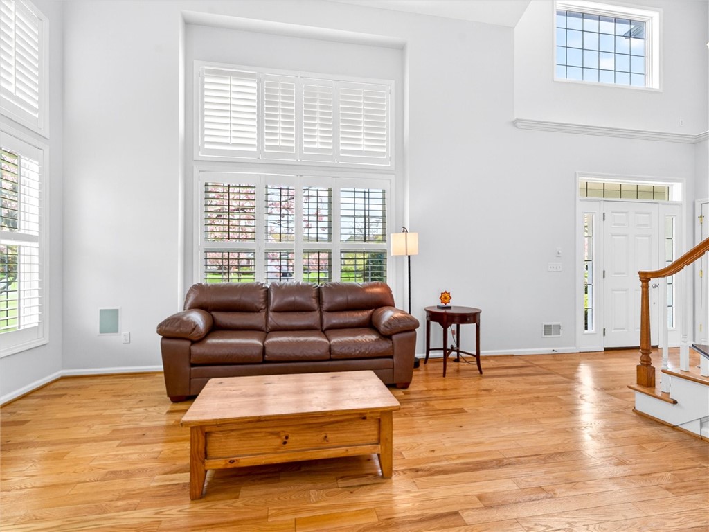 6980 Hackney Circle Victor, NY 14564 - Photo 5 of 50