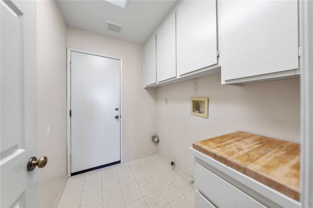 4930 Frazee Road Oceanside, CA 92057 - Photo 30 of 39 laundry room