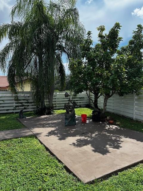 14763 Southwest 152nd Place Miami, FL 33196 - Photo 33 of 41