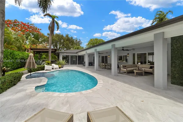 $1,950,000 | 12900 Southwest 112th Avenue, Miami, FL 33176