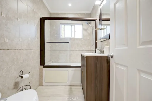 $4,500 | 10624 McClemont Avenue, Tujunga, CA 91042