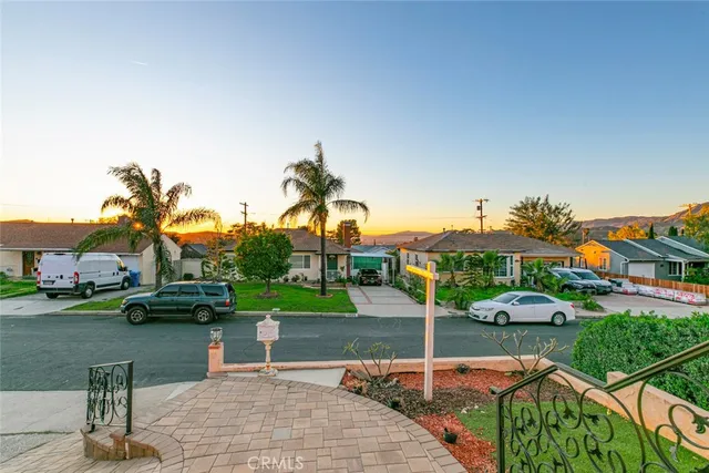 $4,500 | 10624 McClemont Avenue, Tujunga, CA 91042