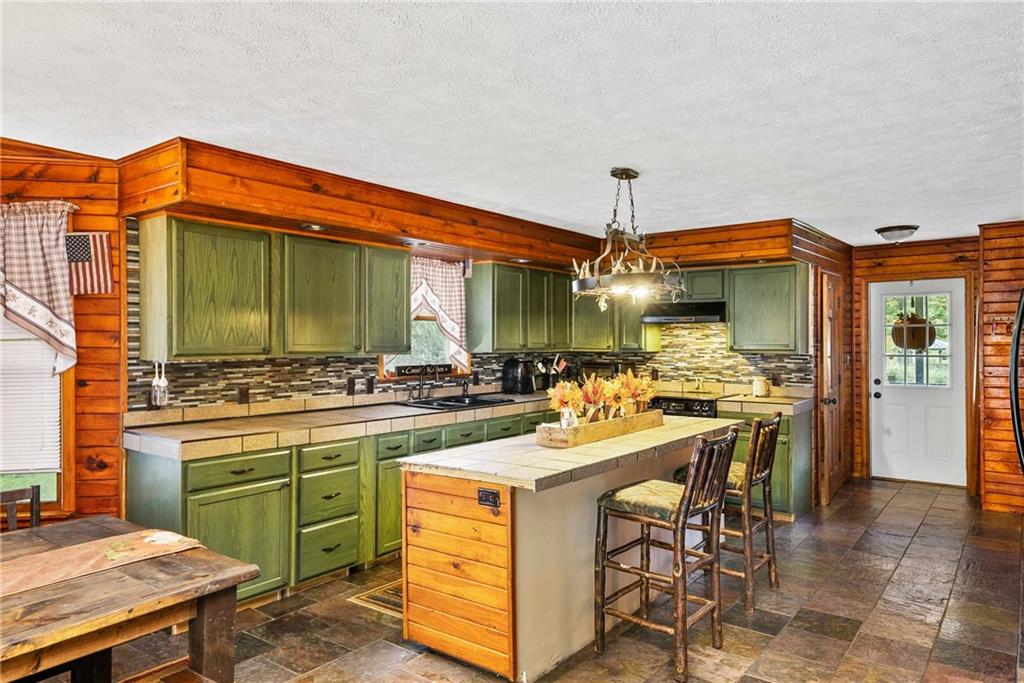 2905 Kane Road Aliquippa, PA 15001 - Photo 9 of 25 Gallery Image 9