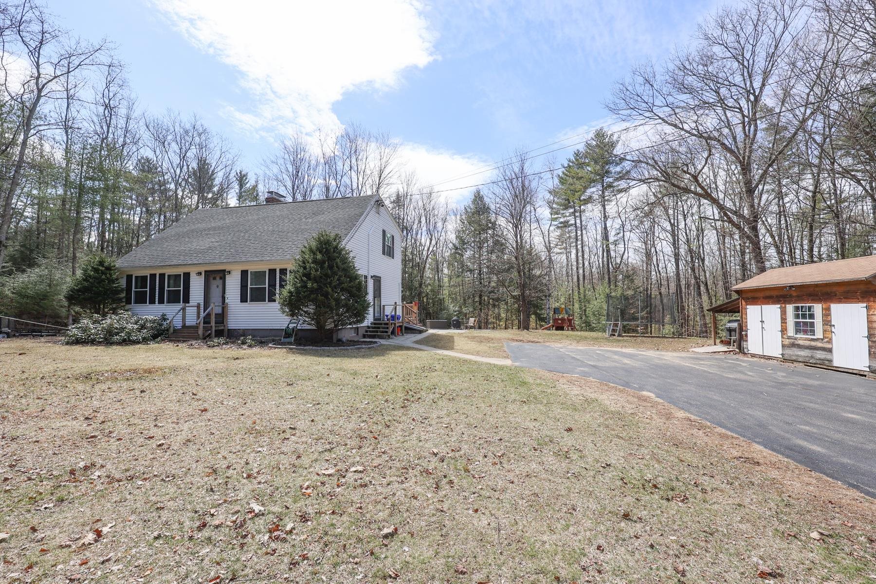 126 Bow Bog Road Bow, NH 03304 - Photo 2 of 27