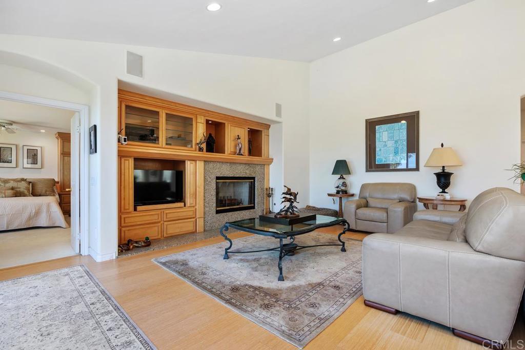 14042 Rue Monaco Del Mar, CA 92014 - Photo 10 of 32