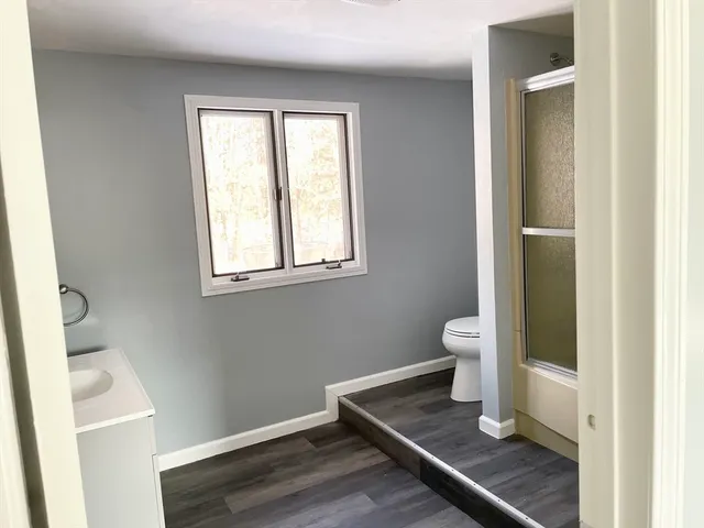 $2,350 | 371 Wilbraham Street, Unit 1, Palmer, MA 01069