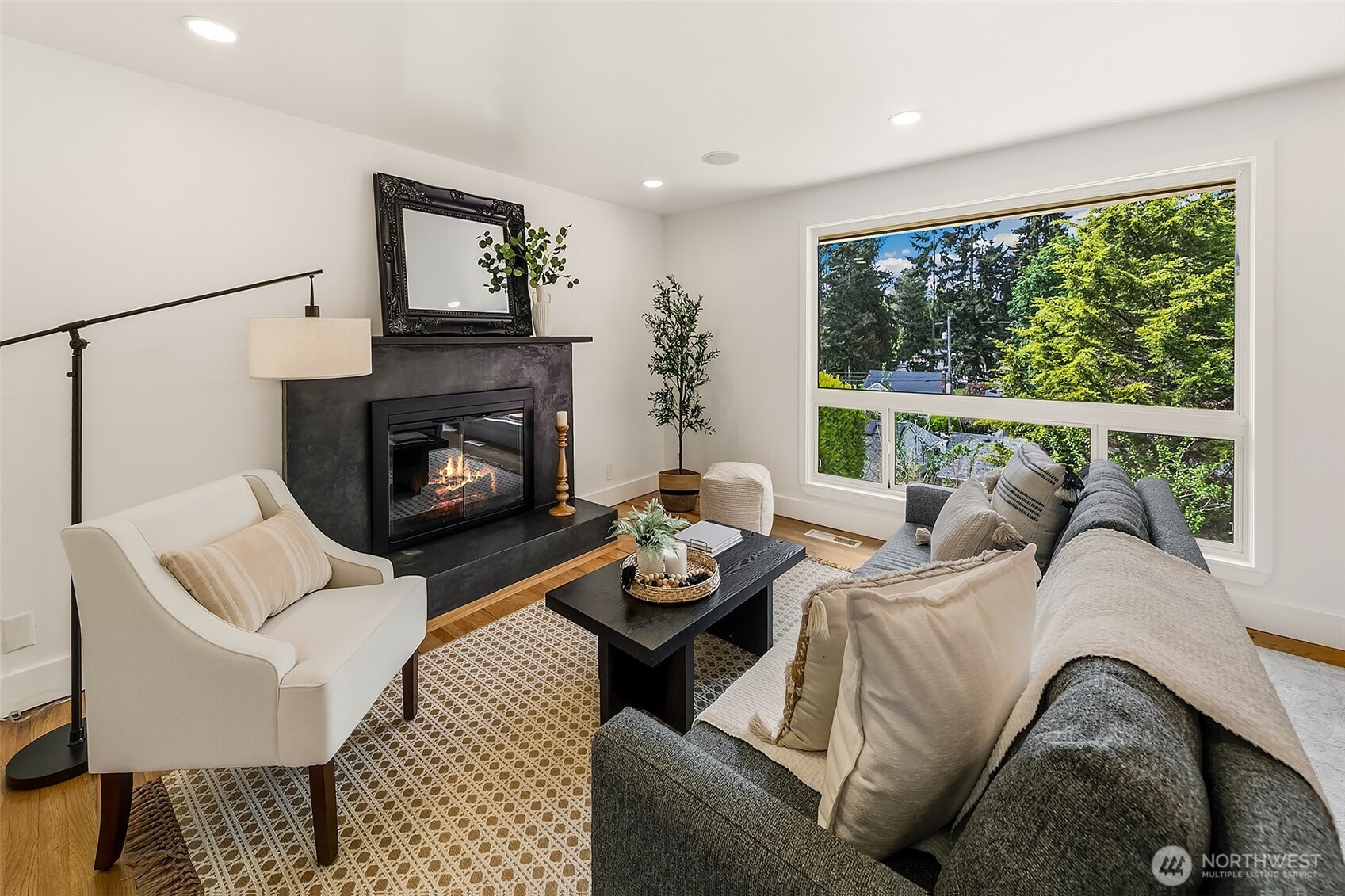 1612 Southwest 166th Street Burien, WA 98166 - Photo 5 of 35