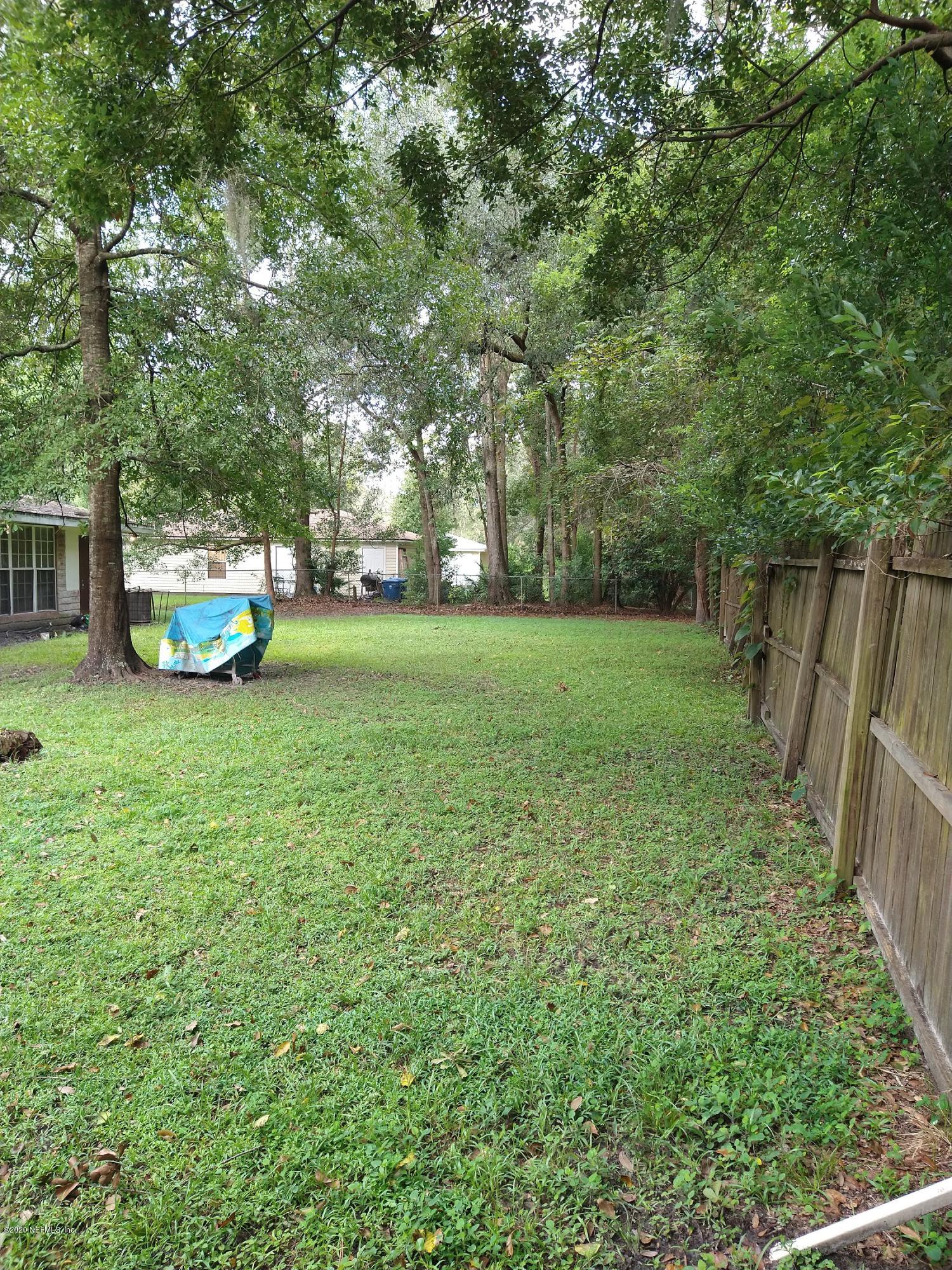 2103 Benedict Road Jacksonville, FL 32209 - Photo 28 of 35 a view of a garden with a sitting area