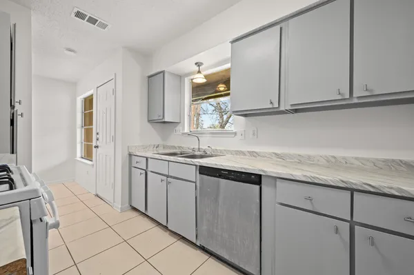 $455,000 | 7105 Cannonleague Drive, Austin, TX 78745