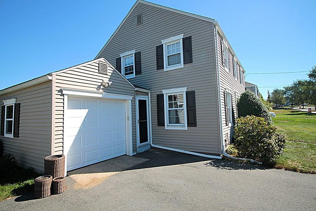26 Kipling Street Springfield, MA 01118 - Photo 2 of 27