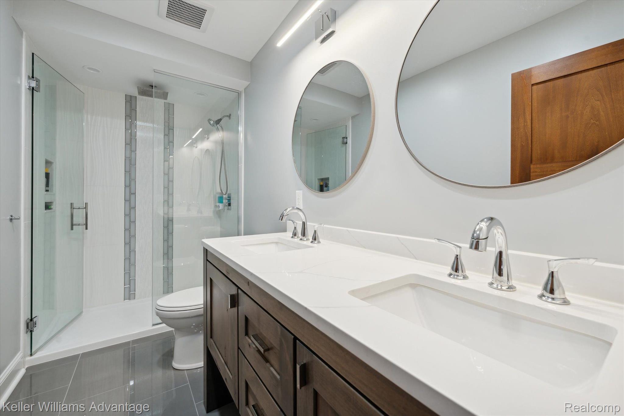 8299 Pinckney Road Pinckney, MI 48169 - Photo 19 of 45 Gallery Image 19