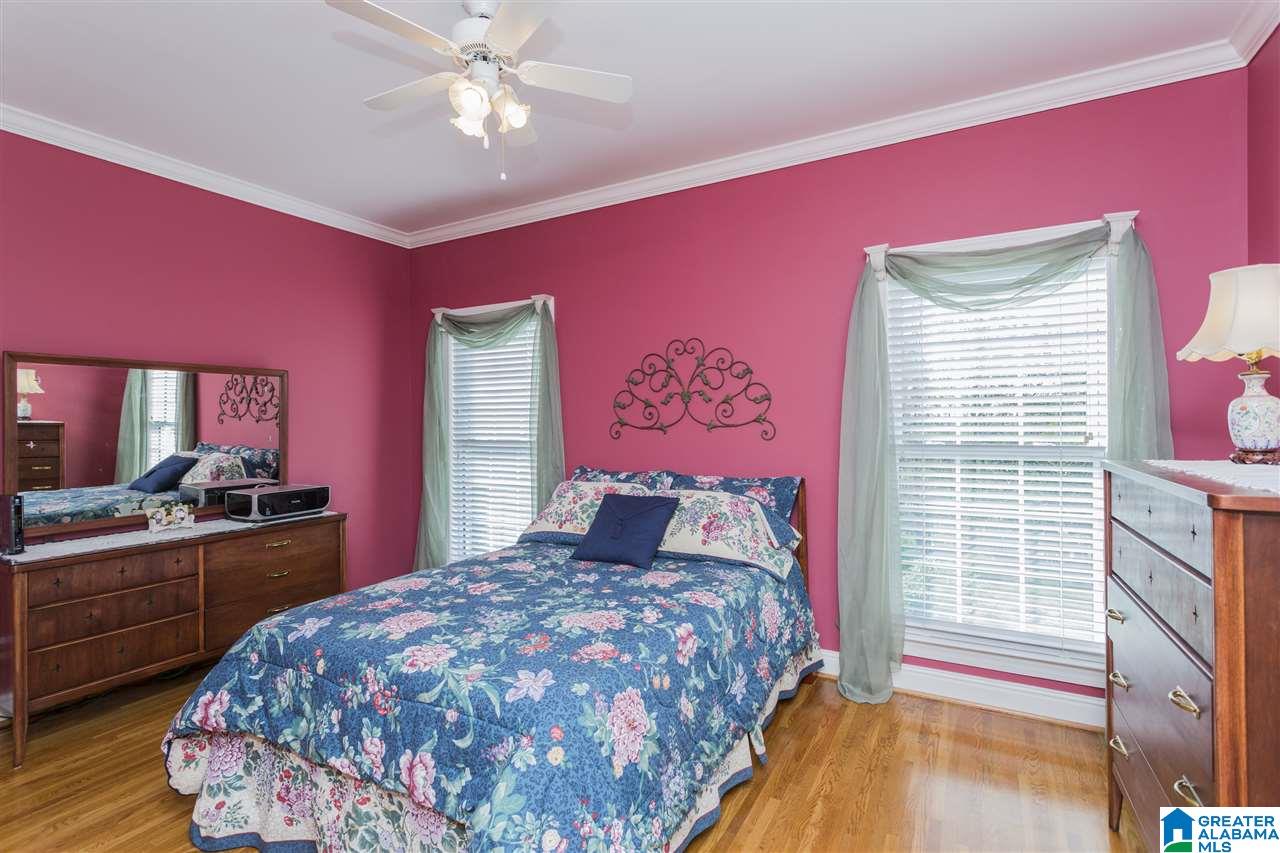 180 Cliff Road Sterrett, AL 35147 - Photo 18 of 48
