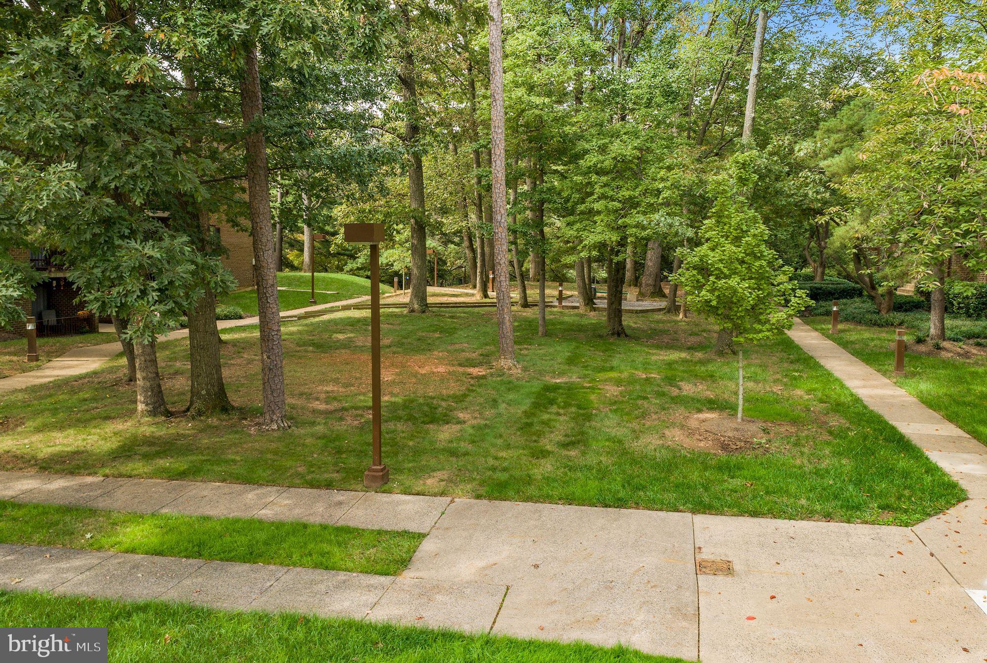 11220 Chestnut Grove Square, Unit 323 Reston, VA 20190 - Photo 30 of 39 Gallery Image 30