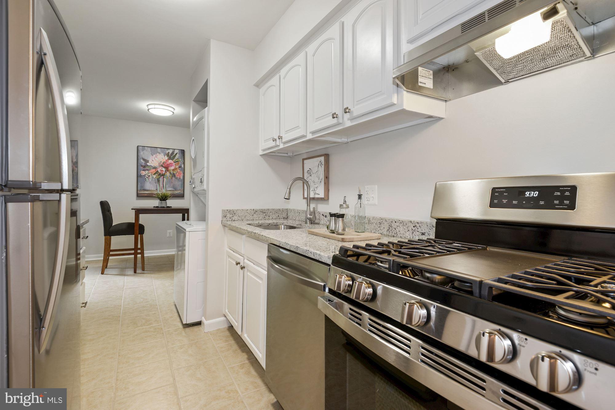 11220 Chestnut Grove Square, Unit 323 Reston, VA 20190 - Photo 5 of 39 Gallery Image 5
