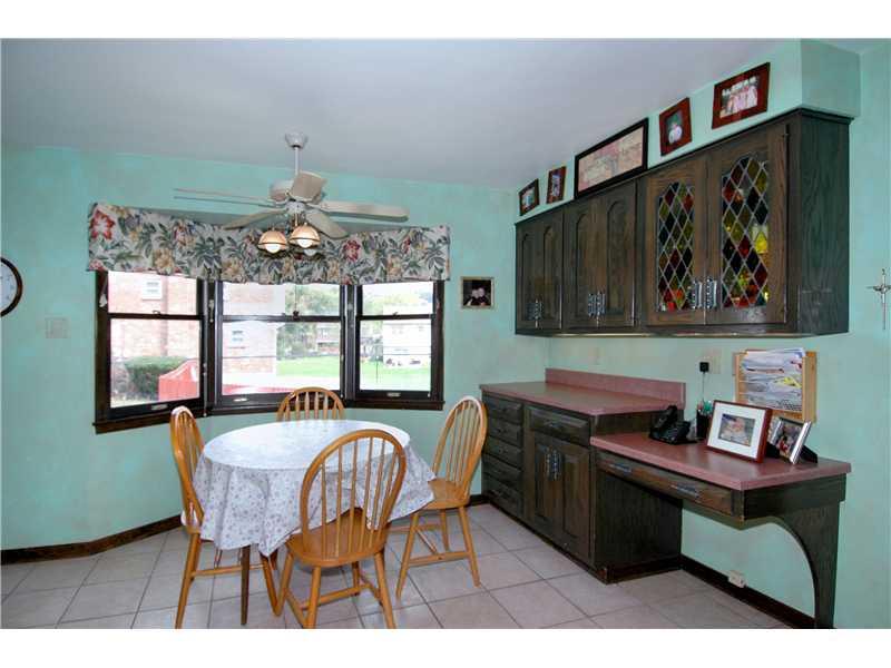 324 McIntyre Road Pittsburgh, PA 15237 - Photo 9 of 25 Kitchen. Breakfast nook with bright bowed window offers a real eat in kitchen. You will love the extra counter space and planning desk area for your computer, recipe books, or favorite pictures.