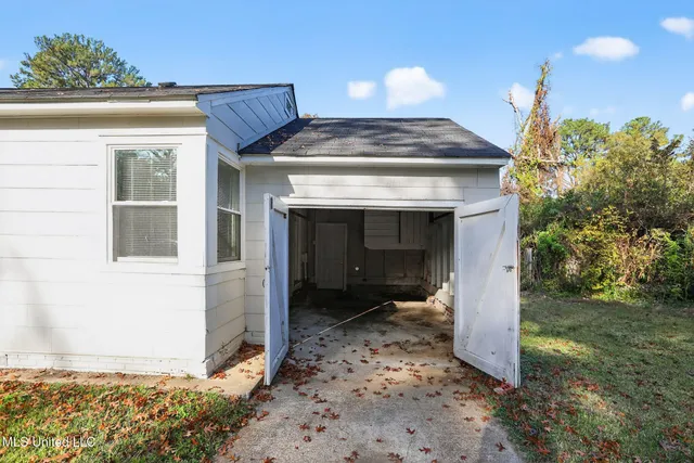 $74,900 | 4875 Churchill Drive, Jackson, MS 39206